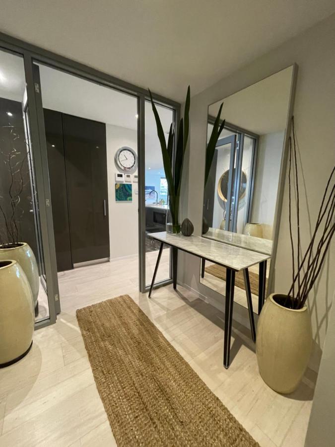 Apartment Lakeview Luxe - Ev Charger, Pool, Gym, Location + Kingston