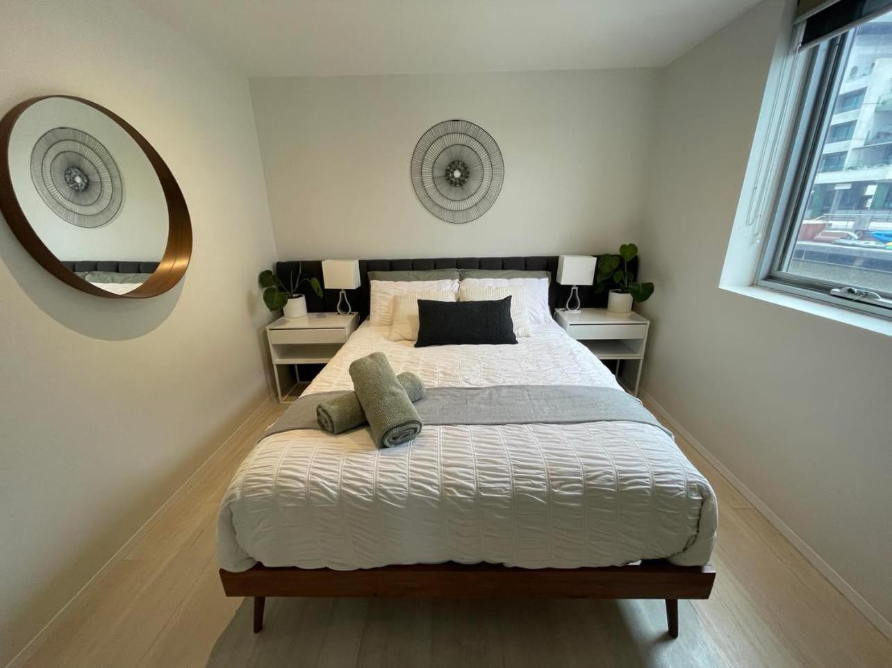 Lakeview Luxe - Ev Charger, Pool, Gym, Location + * Kingston